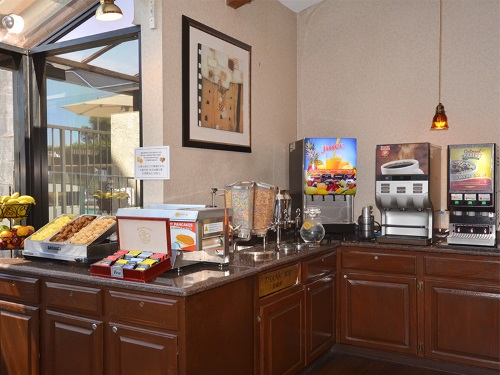 Best Western PLUS Executive Inn ontbijt